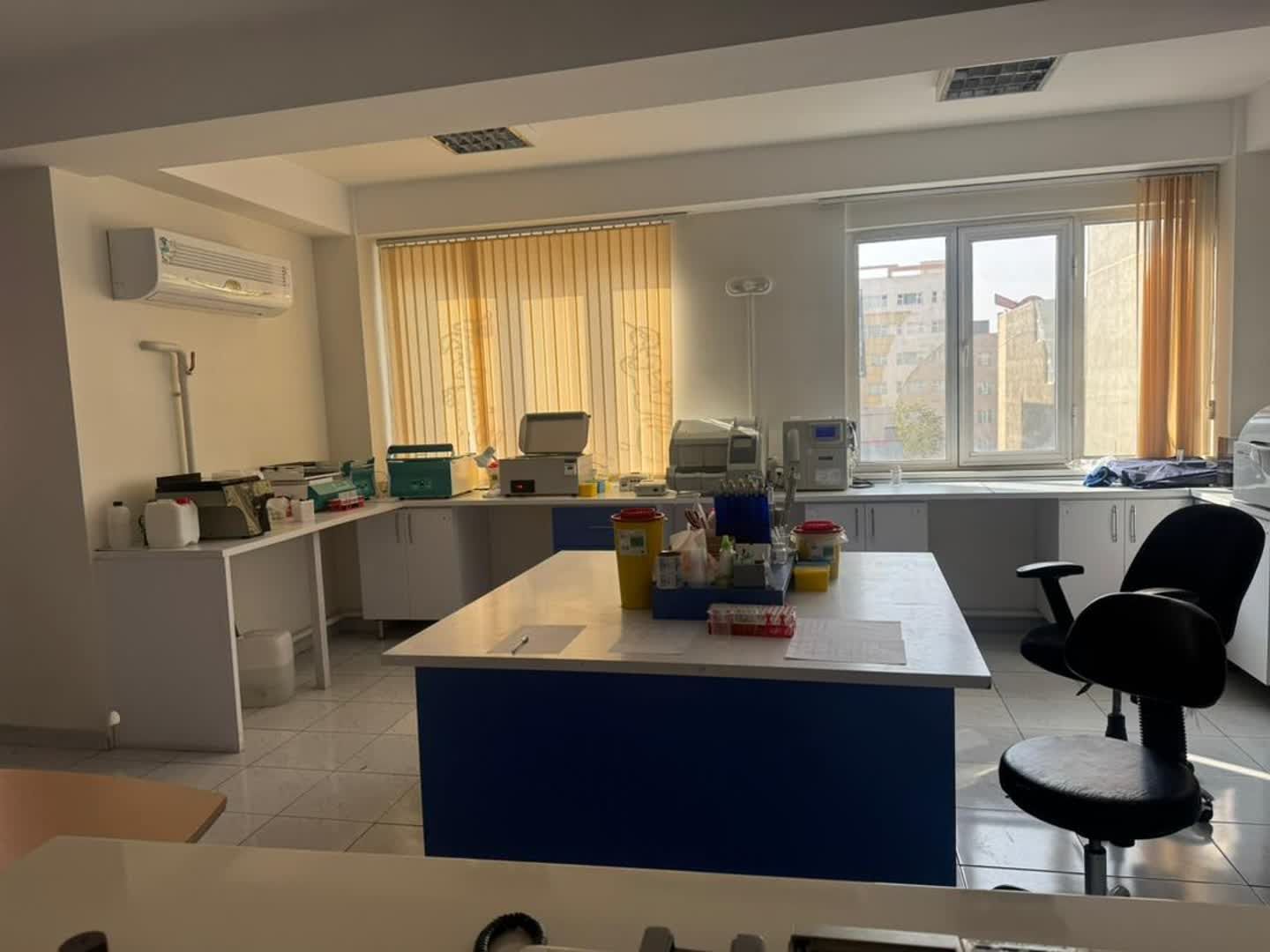 آزمایشگاه پاتو بیولوژی مهتاب